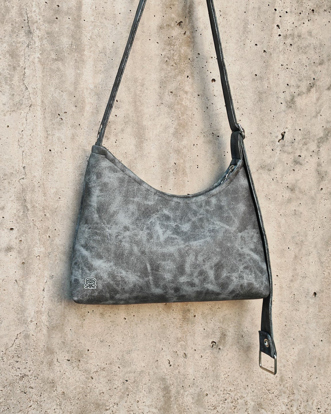 Nobu Cuerina Gris Textura
