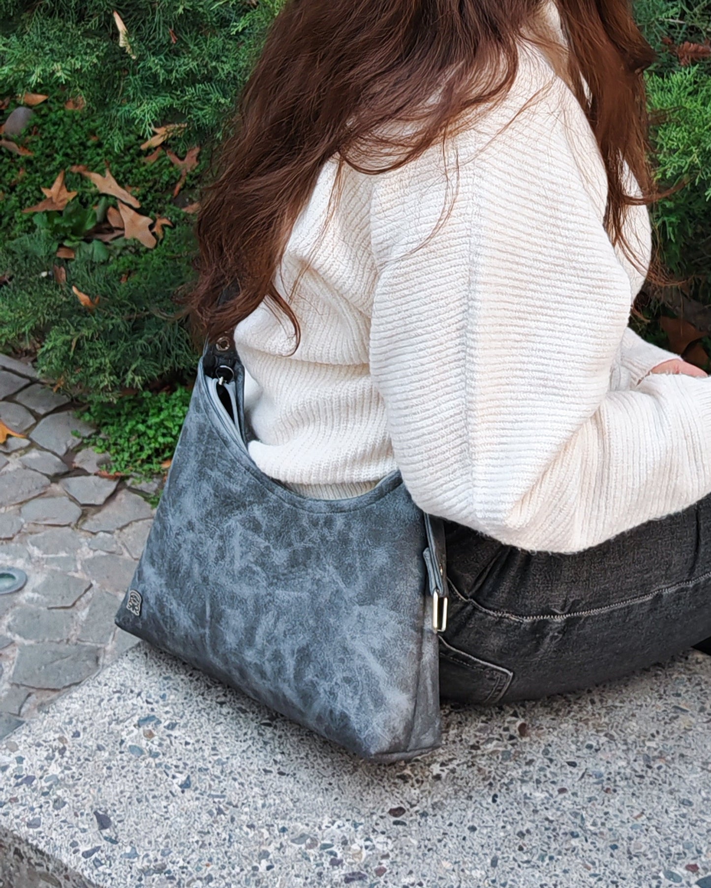 Nobu Cuerina Gris Textura