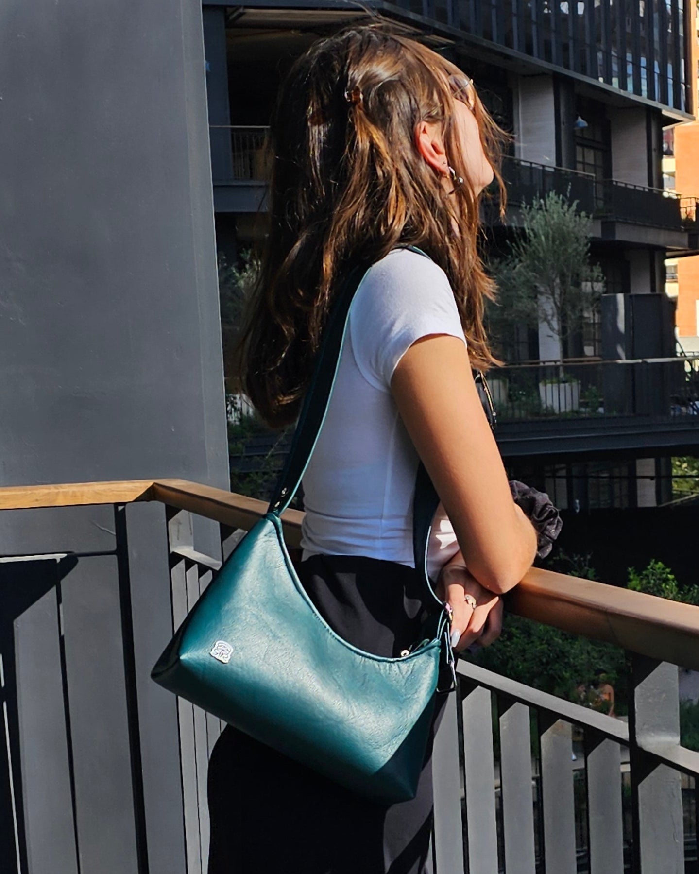 Nala Cuerina Verde Petroleo