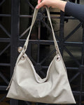 Suki grande cuerina gris textura