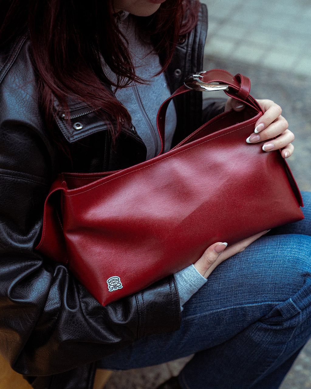 Tara Mediana Cuerina Roja