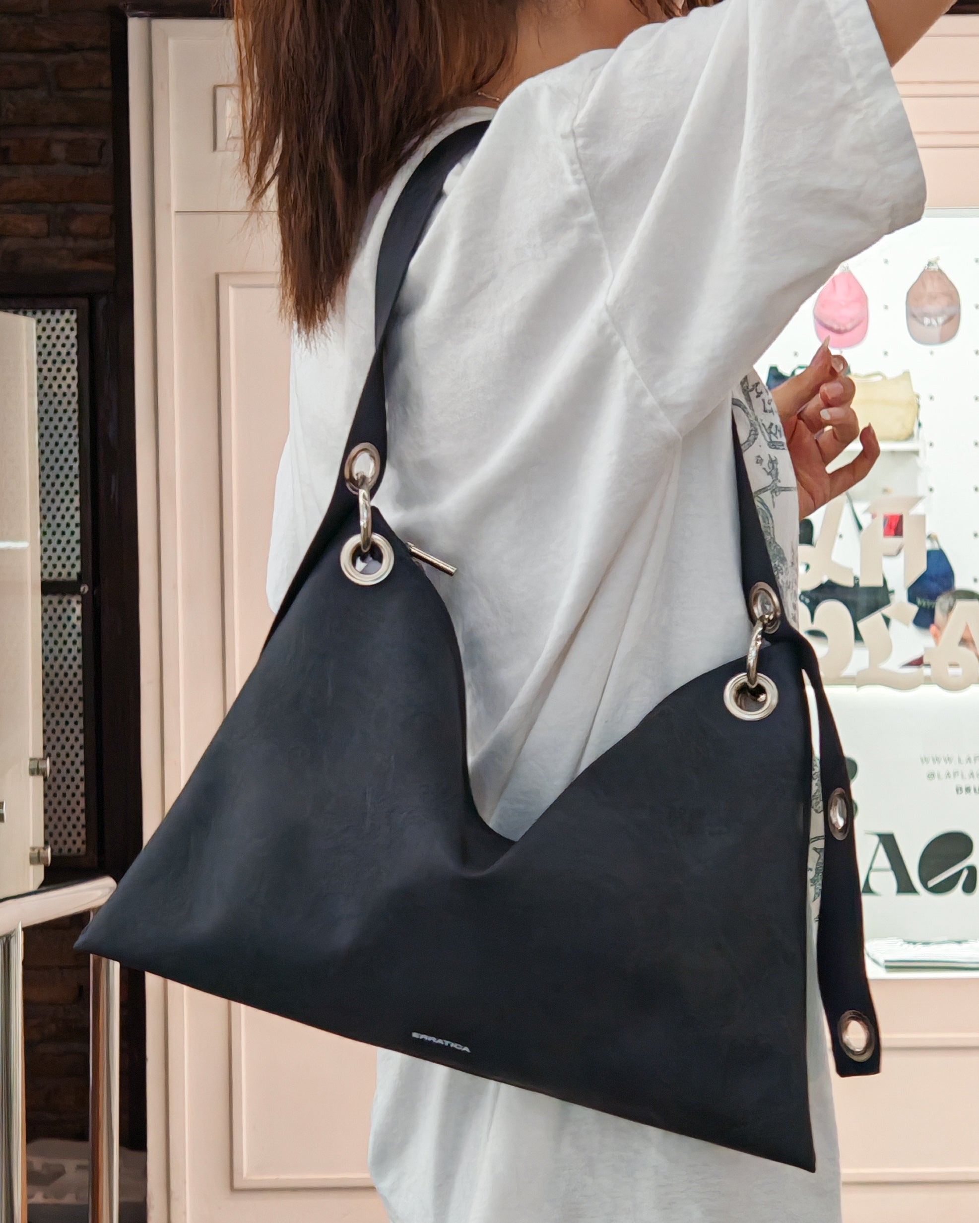 Suki grande Cuerina Grafito