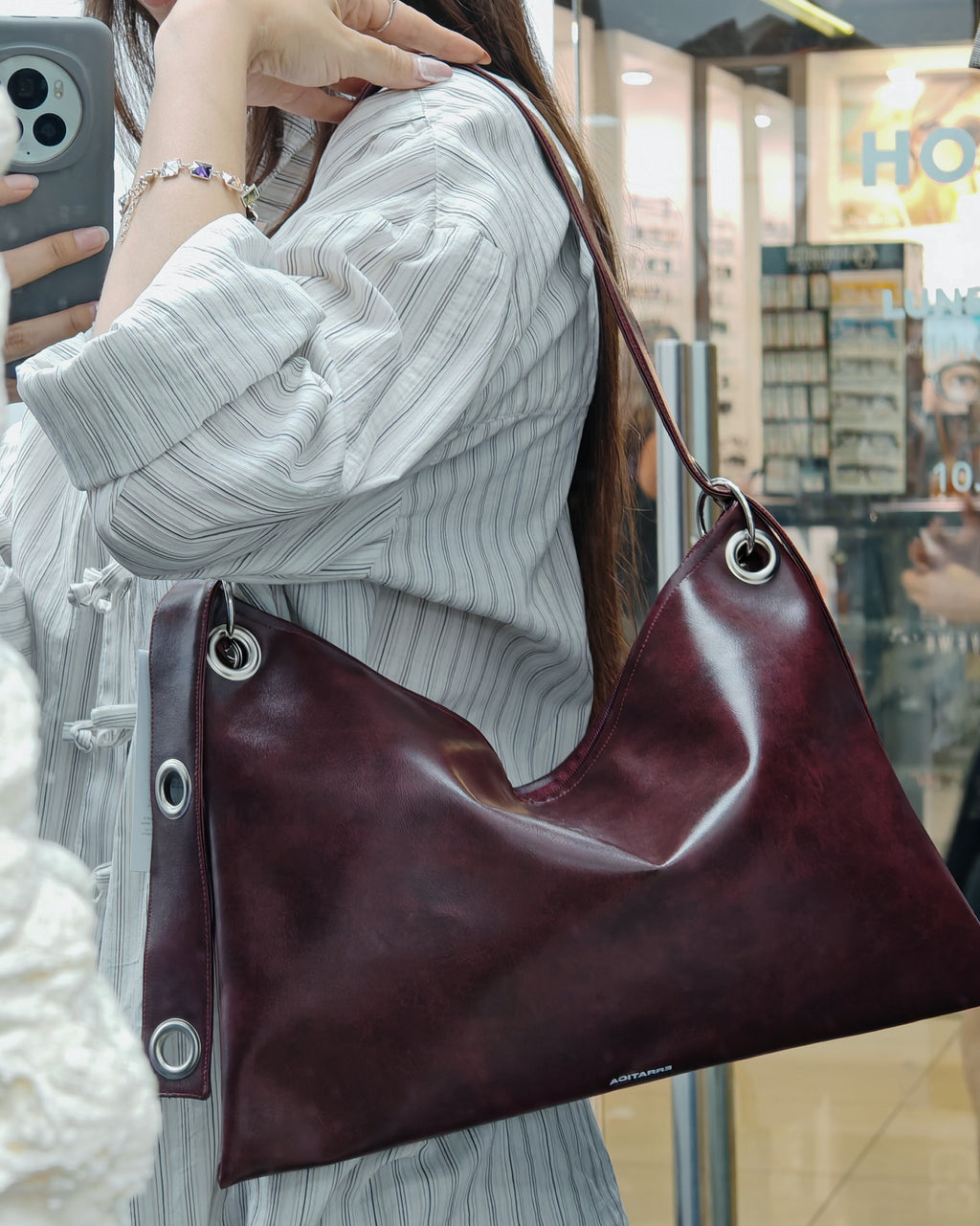 Suki grande Cuerina Burdeo