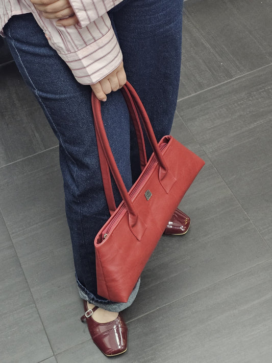 Sally M Cuerina Roja